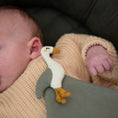 Load image into Gallery viewer, Trixie Knuffeldoekje - Reiger
